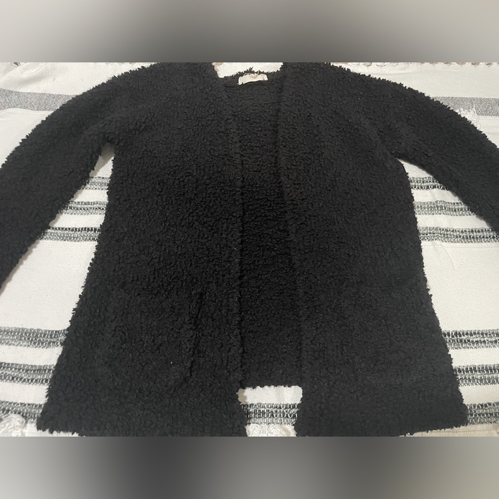 Cute cardigan!!